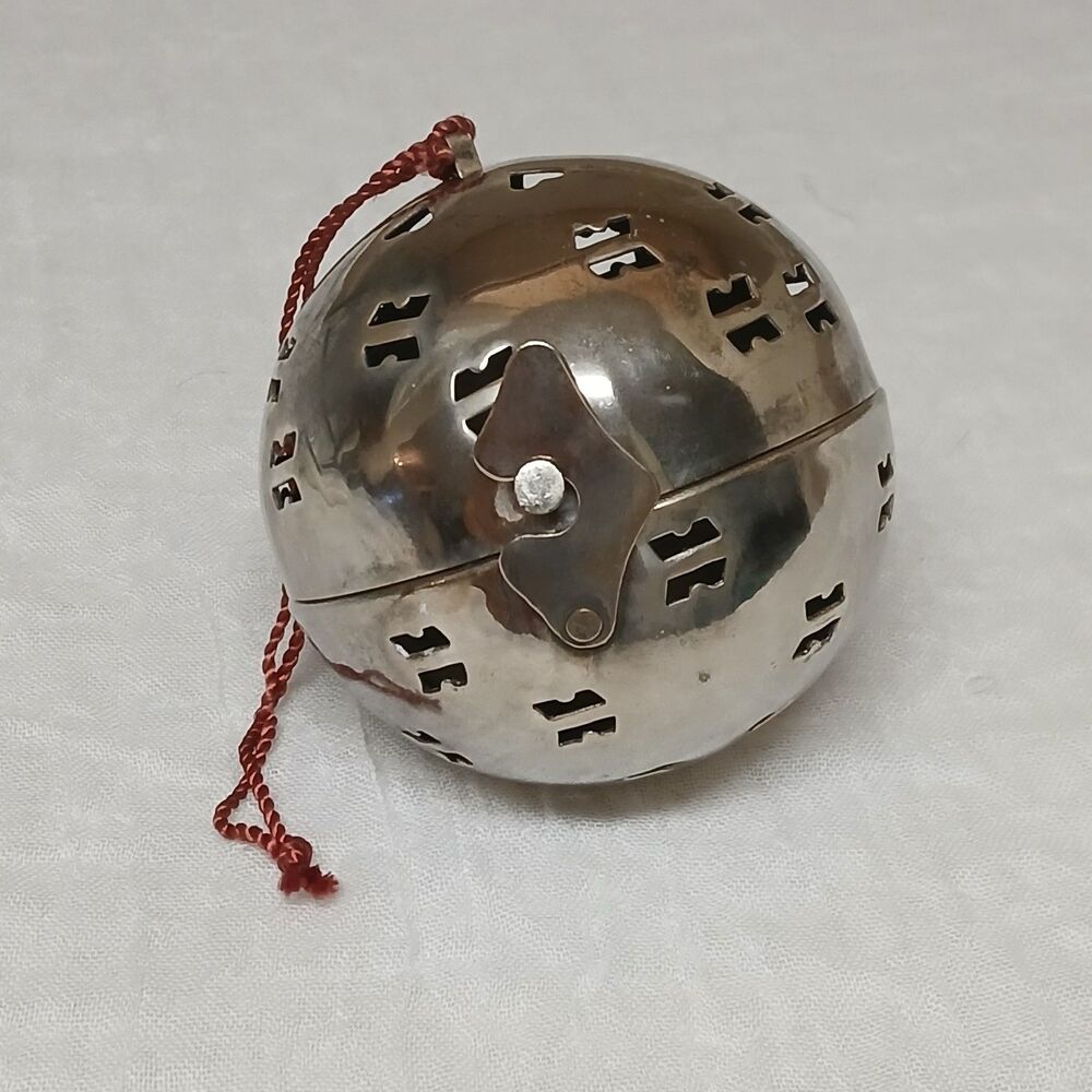 Vtg Silver Plated Pomander 3" Hinged Potpourri Fragrance Diffuser Hanging Ball